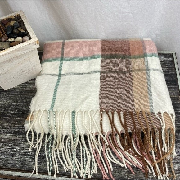 Apt 9 White & Tan Plaid Gingham Rectangular Tassel Trim Soft Scarf - Picture 1 of 4